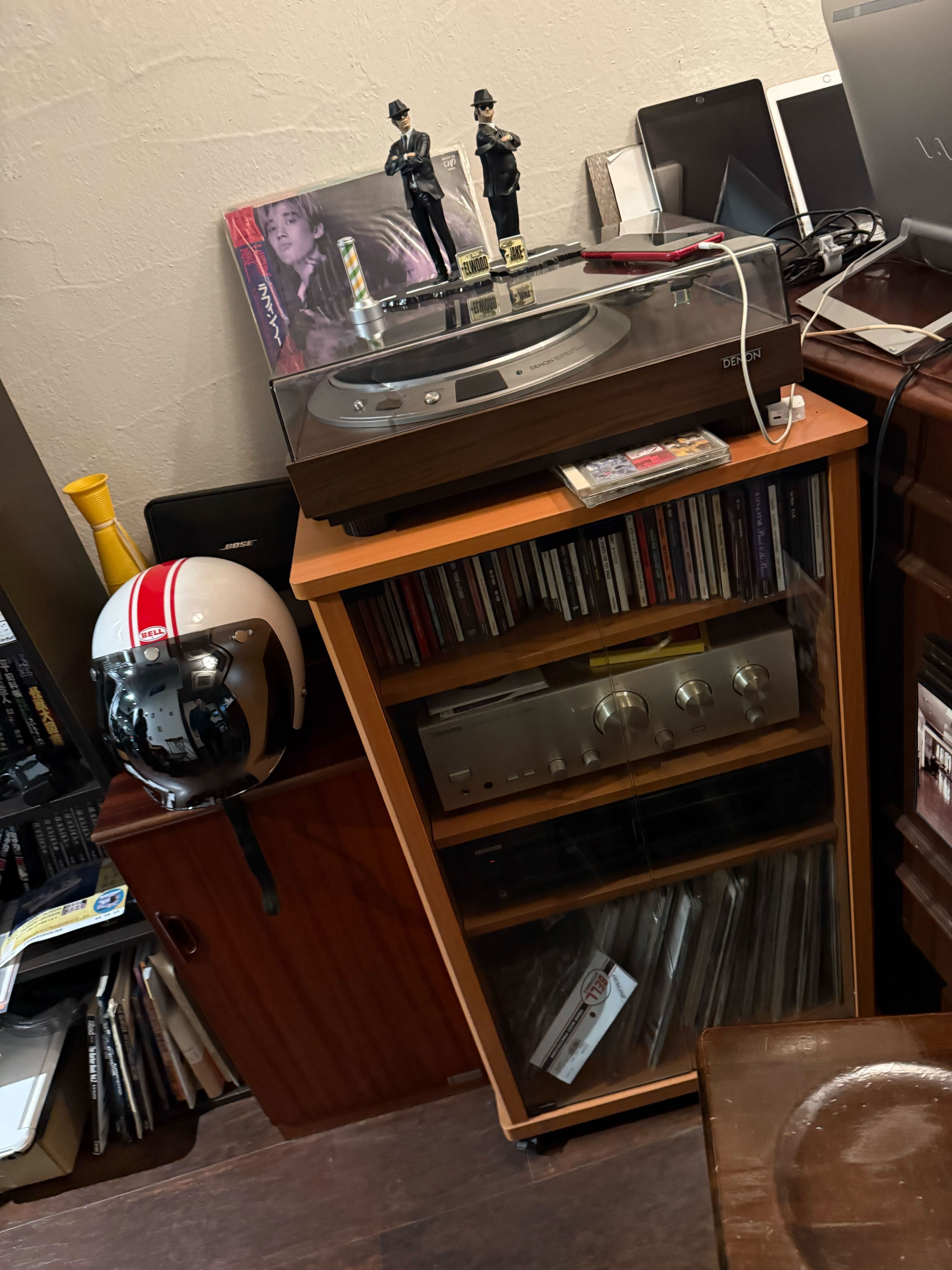 Denonレコードプレーヤーとオーディオシステム